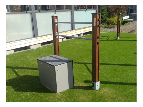 Penkki - seniorikuntoilu seniori, liikunta, kuntoilu, istuin, nousu, lasku, harjoitus