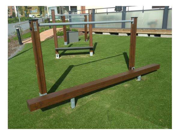 Tasapaino - seniorikuntoilu seniori, liikunta, kuntoilu, istuin, nousu, lasku, harjoitus, kierto, tasapainoilu